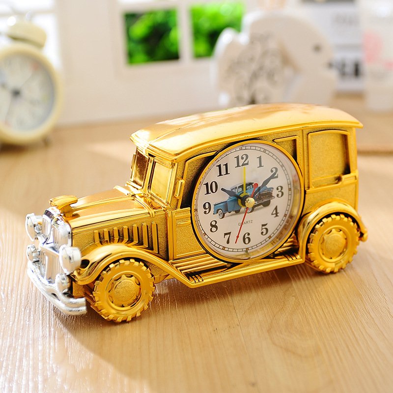 High Quality Creative Six Classic Car Alarm Clocks Decorated with Retro Retro Digital Hands Plastic Table Clocks