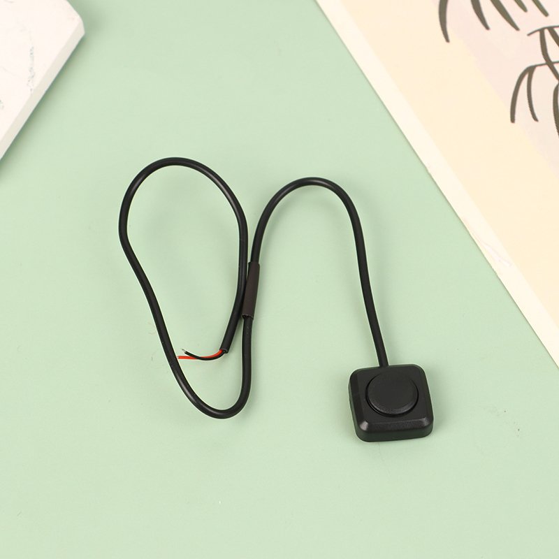 Momentary Push Button Switch Black Plastic 12V 24V Automotive LED Light Push Button Surface Mount Mini Push Button Switch
