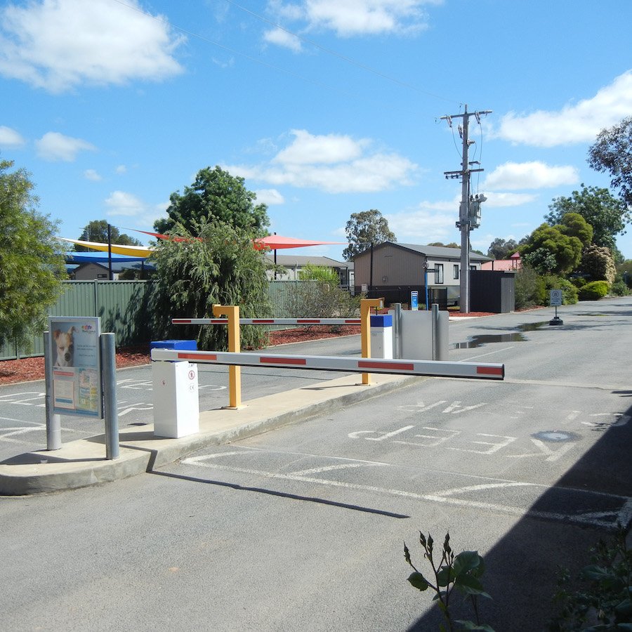 High Intensive 100% Duty Cycle Lifting Car Parking Barrier