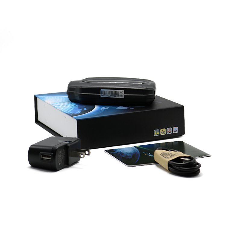 4G Vehicle GPS Tracker Illegal Disassembly Alarm Geo-fence Free Web APP GSM Magnet GPS Tracker Waterproof Portable 5000mah