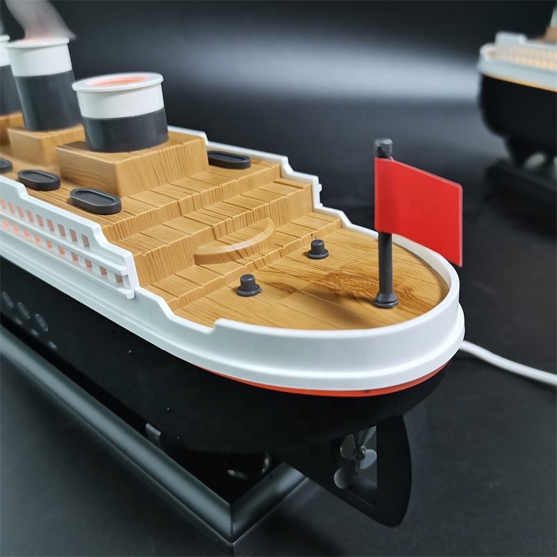 Luxury Ocean Liner Electric Aroma Air Humidifier Cruise Ship Model Aromatherapy Diffuser for Home Room Decorate Home Appliances