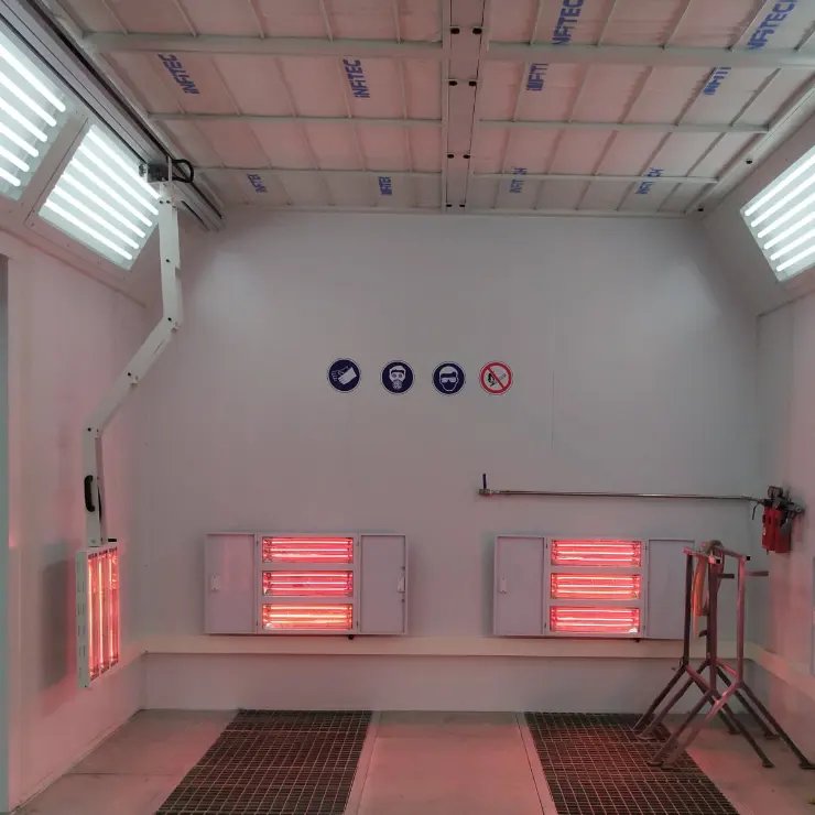 Automatic Car Spray Booths Paint Box and Tire Machine for Efficient Cleaning