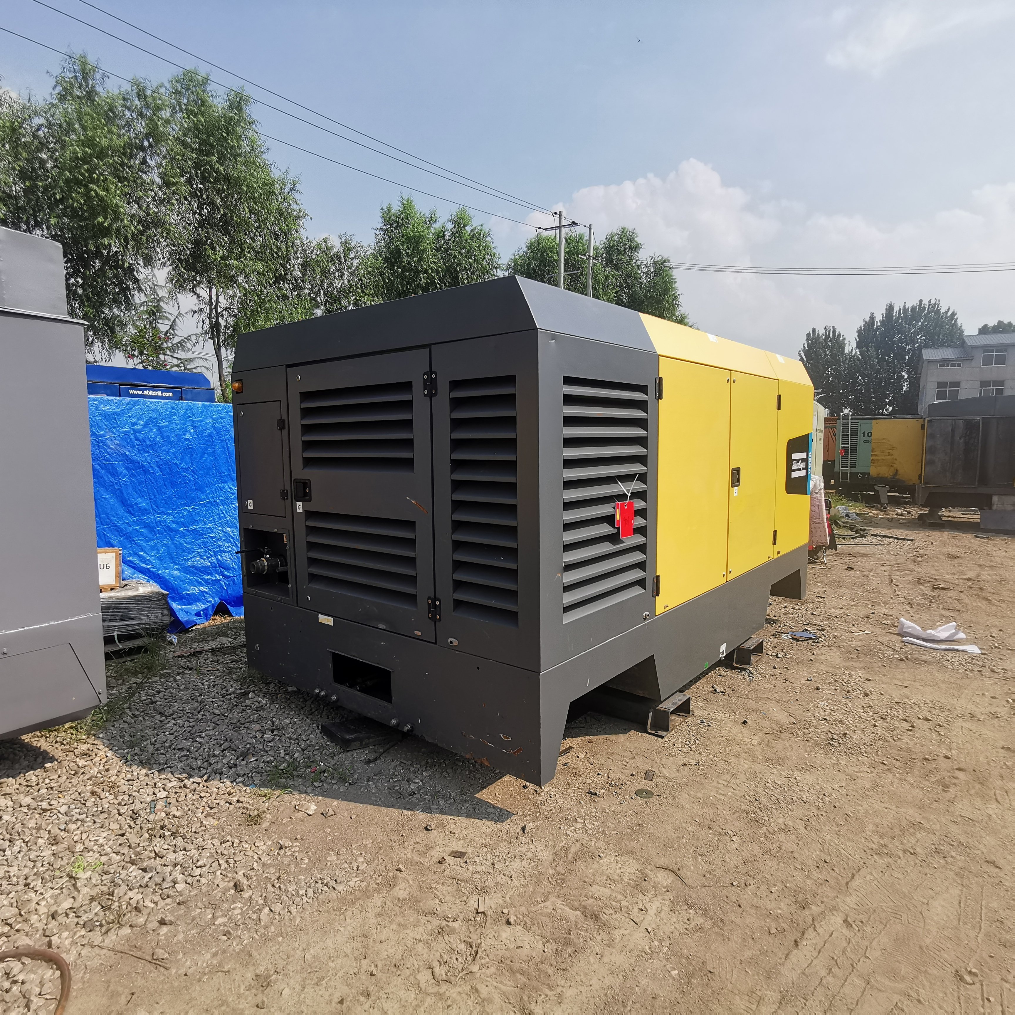 Used 18/23bar diesel Engine cummins Screw diesel High Pressure air Compressor