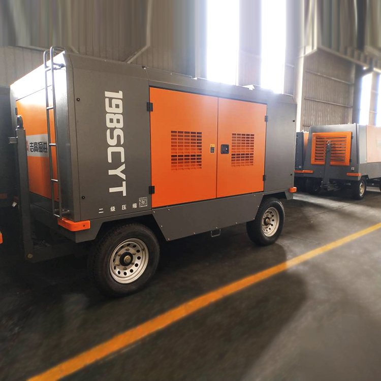 Portable Diesel Engine Screw Air Compressor for Drilling Rig