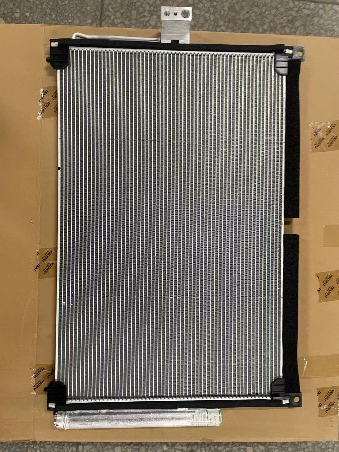 Autocool Car Air Conditioner Condenser Coolant Radiator 8974914013 Auto A/C Water Cooling Condenser for ISUZU D-MAX