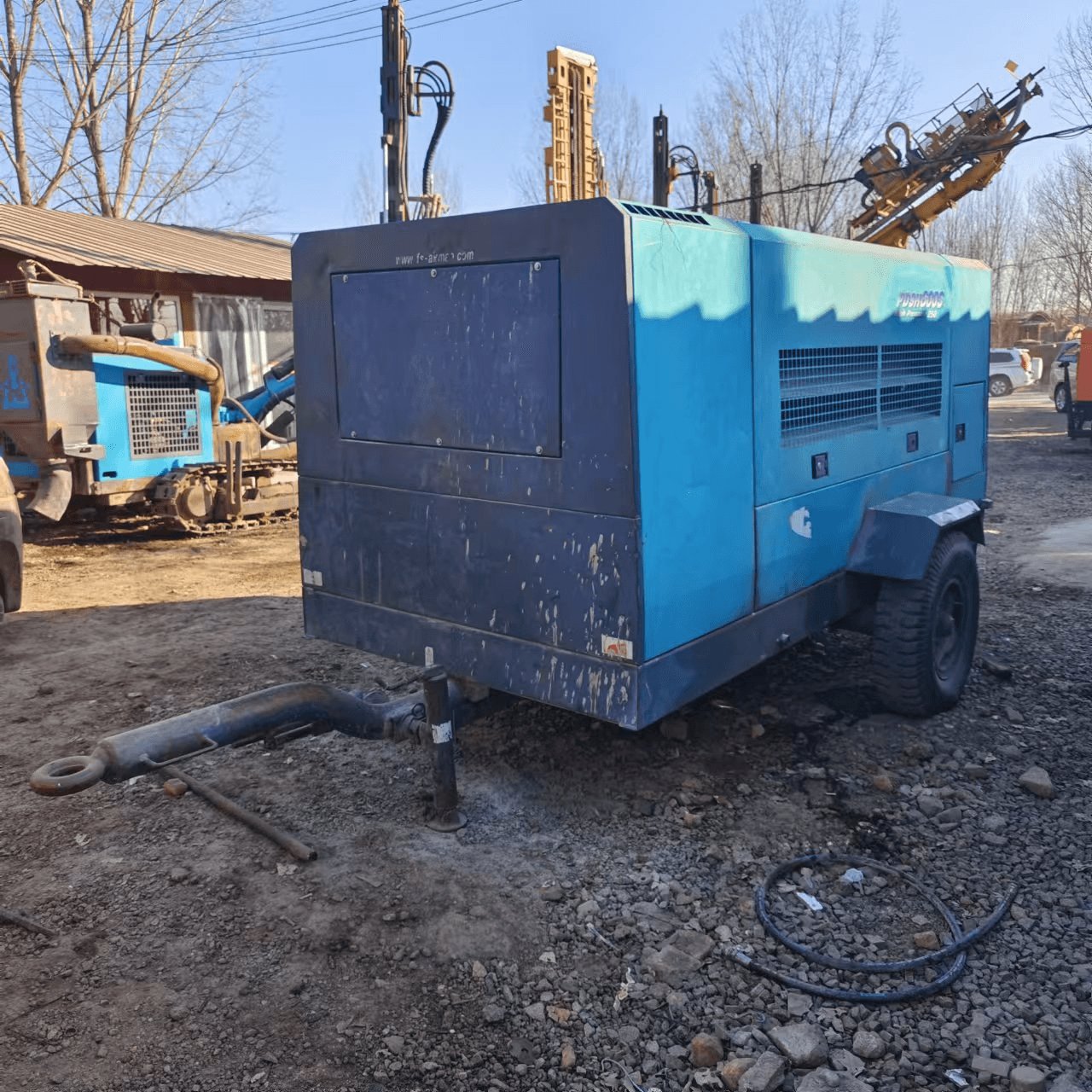 Used Heavy-Duty Portable Electric Screw Air Compressor 190.5Kw Gas Diesel for Mining Core Components Engine Motor Air Cooled