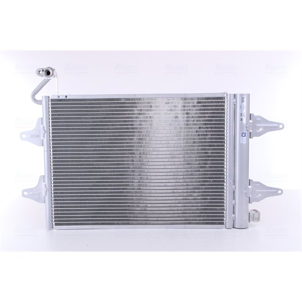 Langshi Factory 5Z0820411 Auto Parts Car air Conditioning Ac Condenser for VW Polo 6Q0820411 5Z0820411E 6Q0820411A