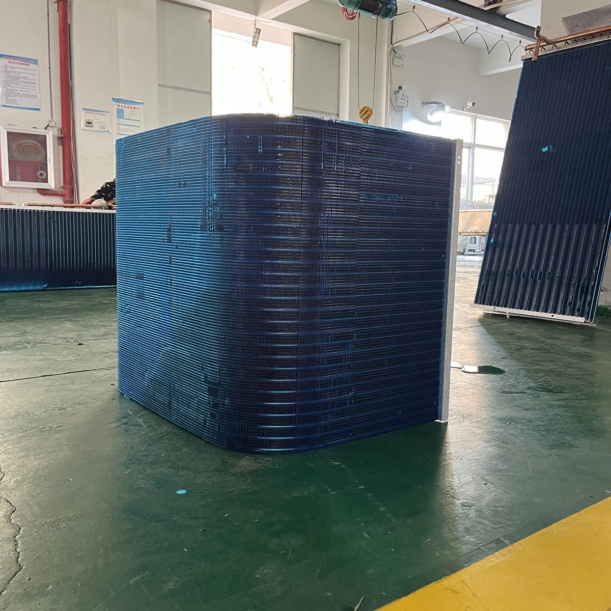 Customize finned condensers, evaporators, cooling coils and heat exchangers.