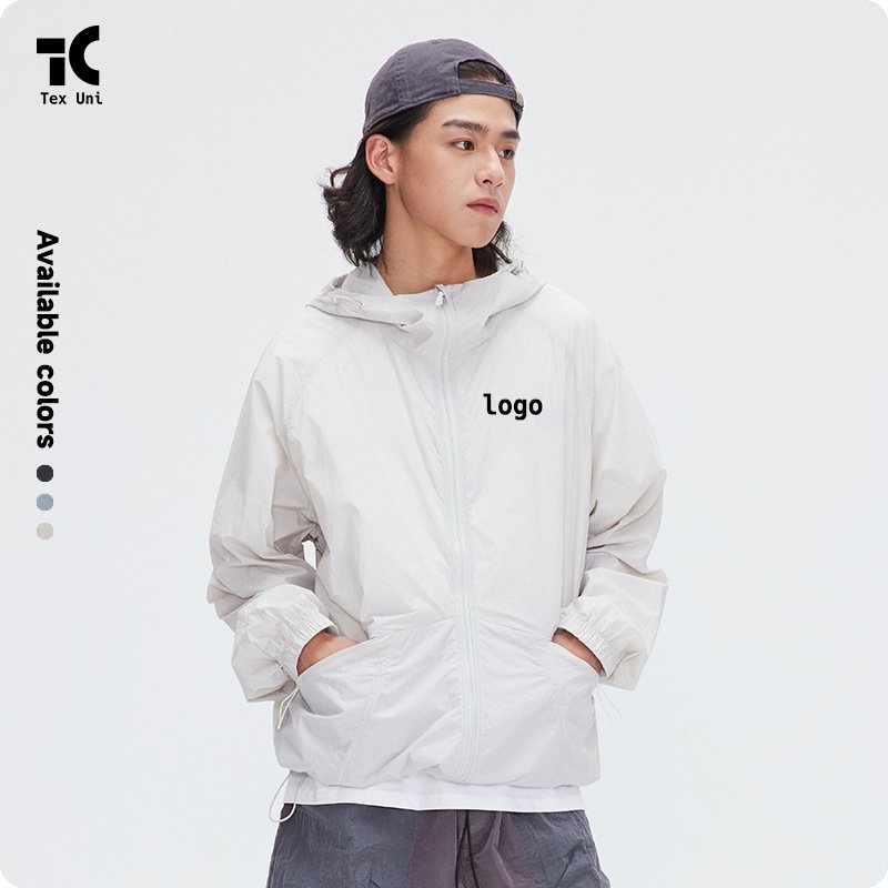 Outdoors Style Light and Thin Raw Yarn Sun Protection Clothing for Men and Women Spring Summer Hooded Skin Clothing Jacket