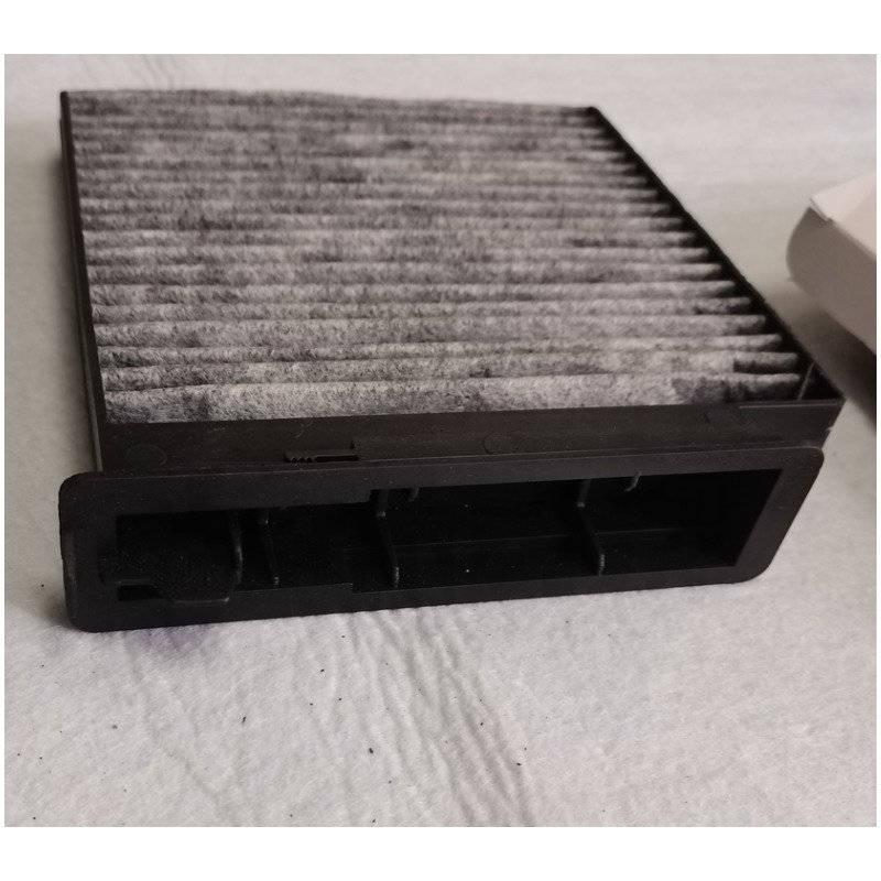 Car air Conditioner Ac Filters Automotive OEM:N102290Q. SIZE 18*19*4CM