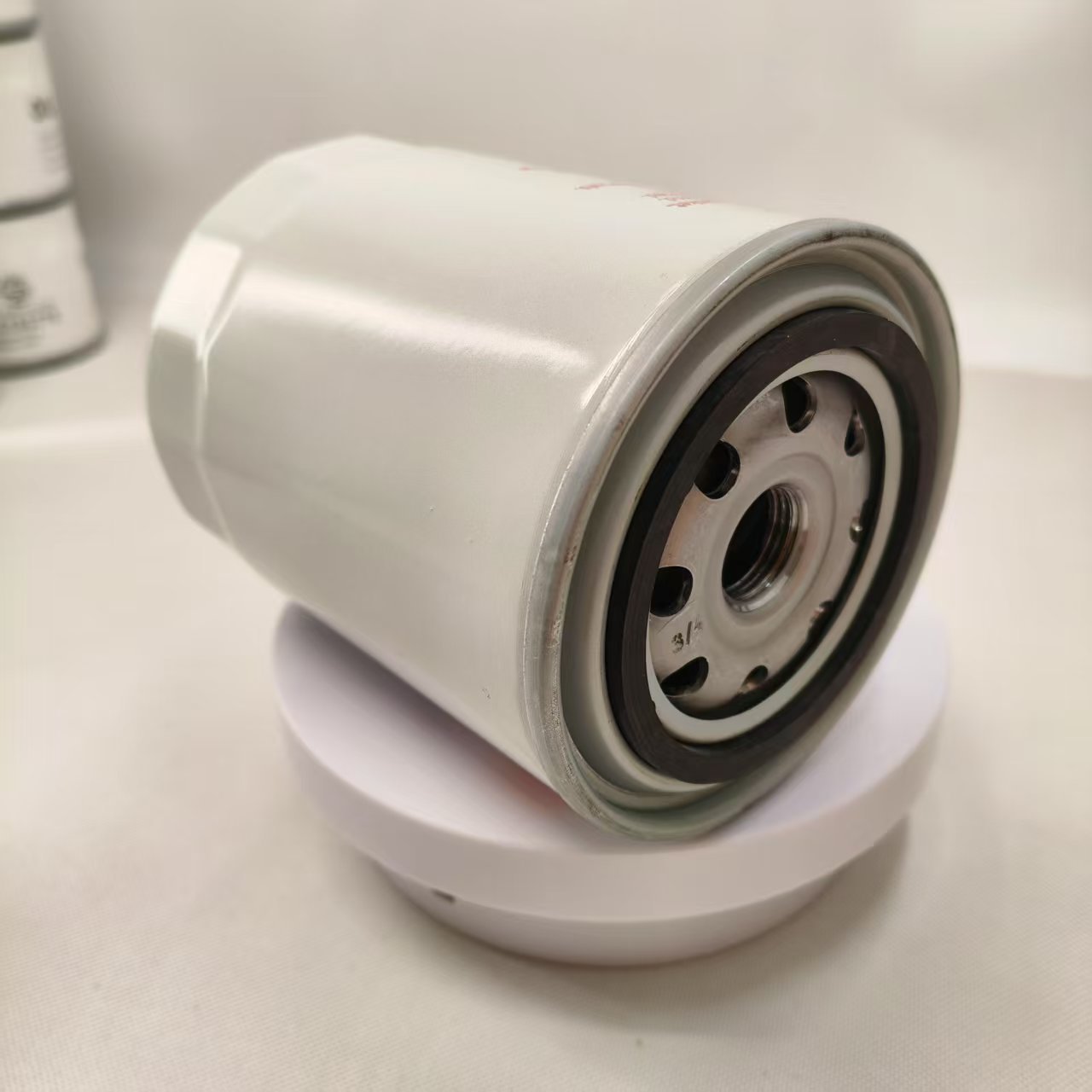 Factory Direct Sales High Quality Oil Filter Z95
