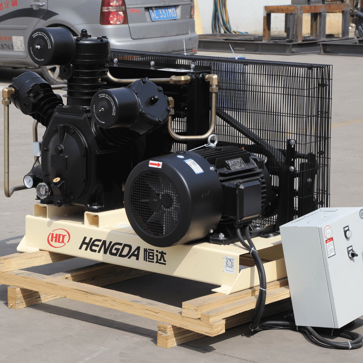 High Pressure 30Bar 1.2m³/min Heavy-Duty Cast-iron Piston Air Compressor for PET Bottle Blow