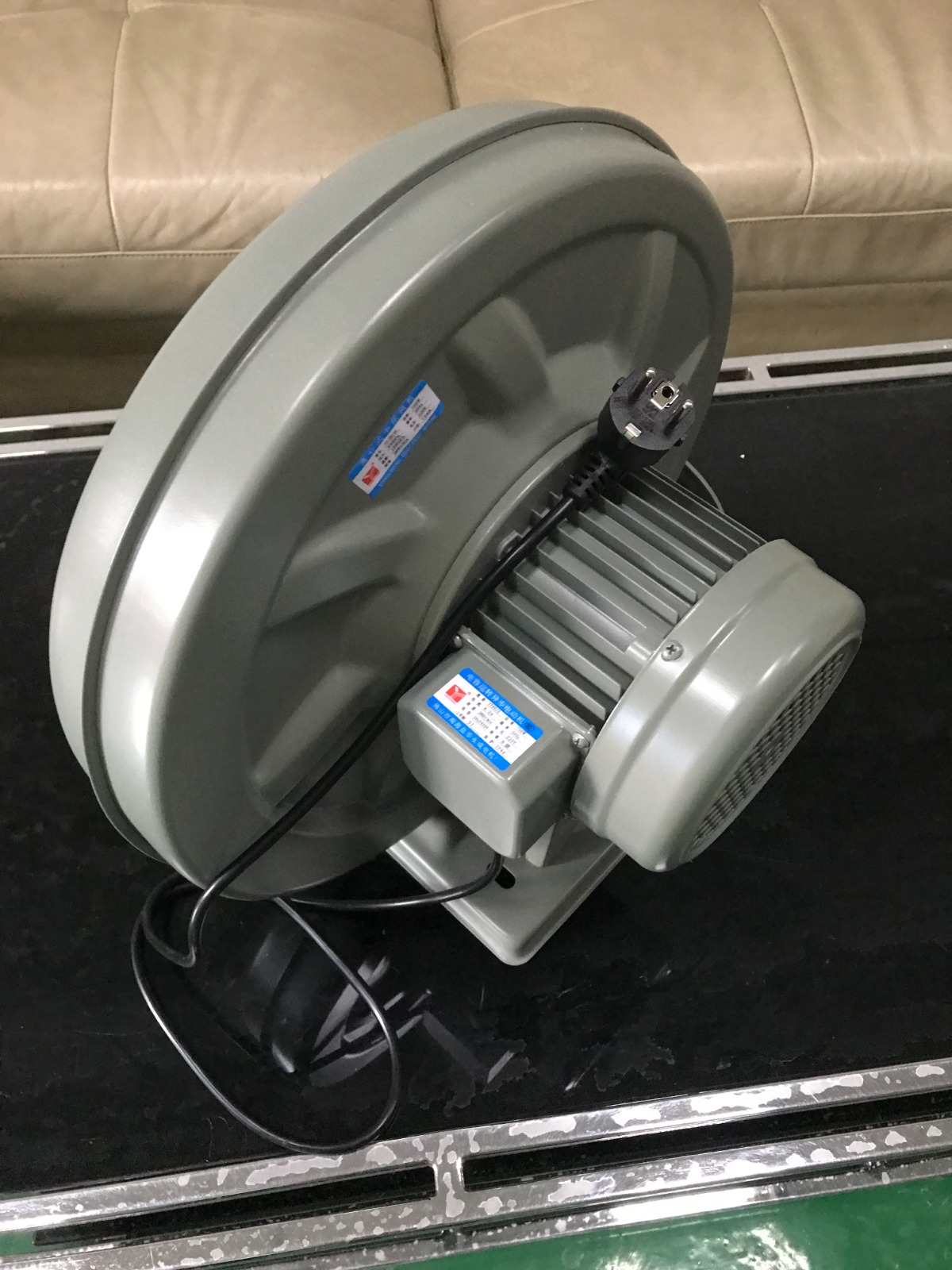 550W Iron Fume Hood Exhaust Fan for Controlling Fire