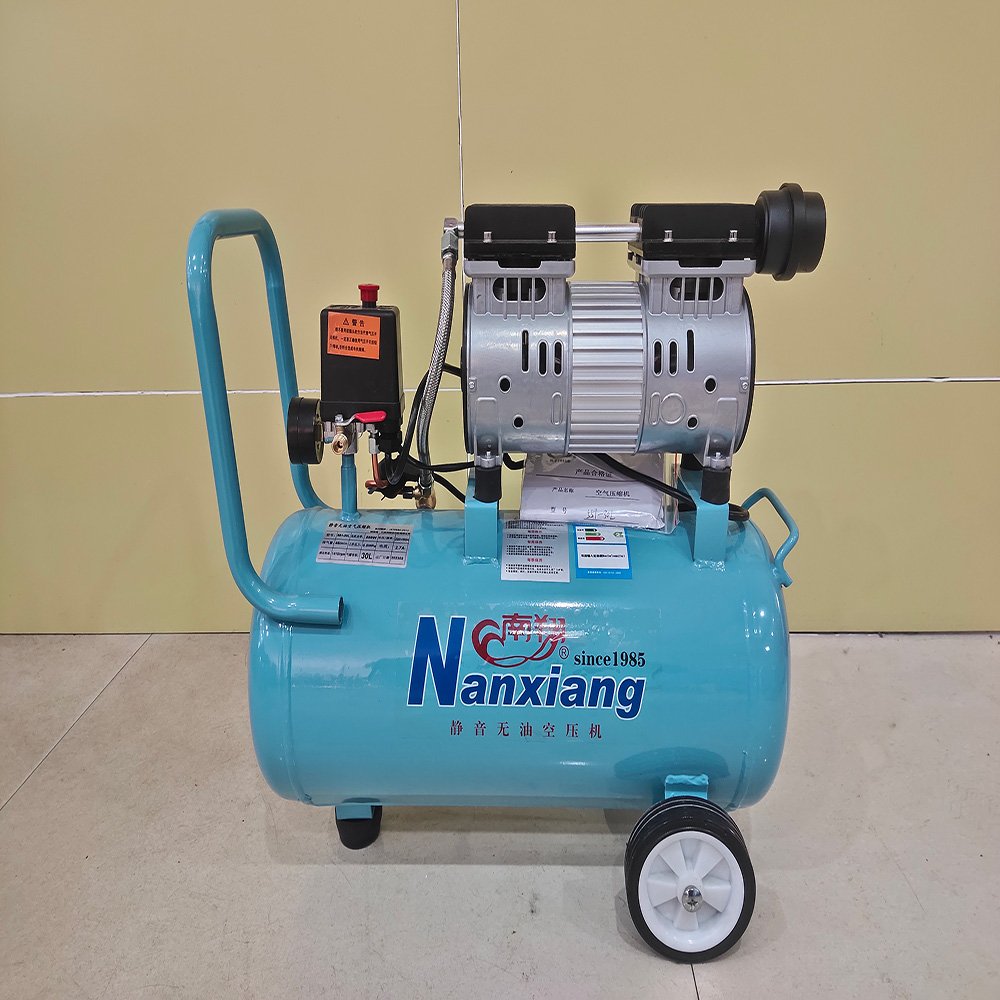 Chinese Industrial 0.2m3/Min 3kw Oil Free Piston Compressor Portable Silent Oil Free Air Compressor