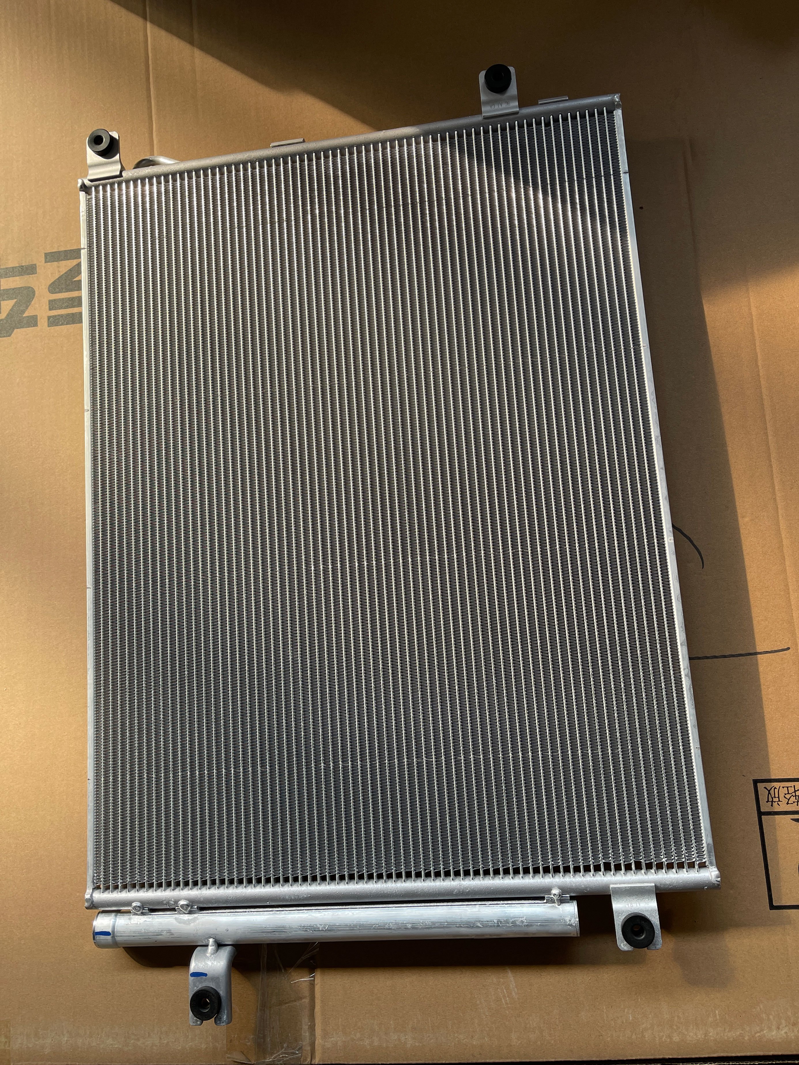 NO.8105100XPW01A Fast Heat Dissipation Original Offical Genuine Auto Body Parts Gwm Haval Car Air Condition Condenser Assy