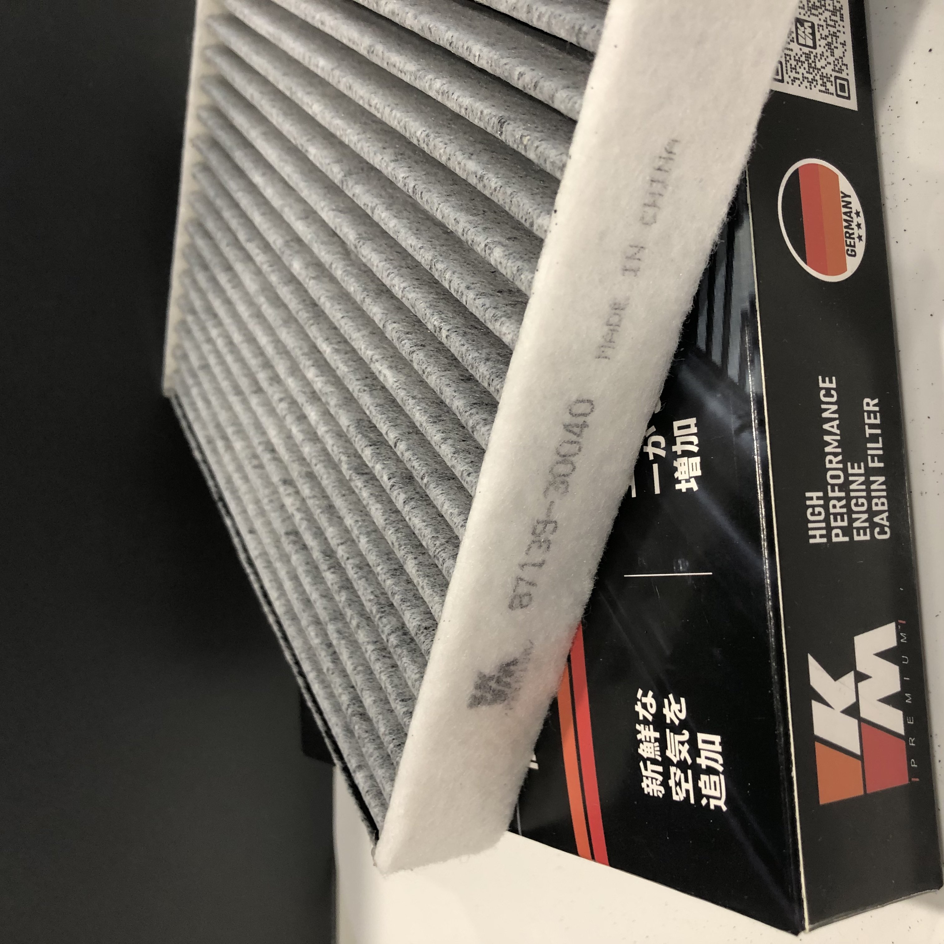 KM Auto Parts China Factory Engine Parts High air Flow Car Cabin Filter OE 87139-30040 Fit for LEXUS CT200h GX460 GAC TOYOTA