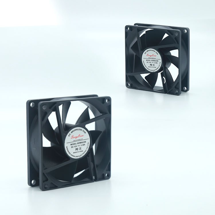 Suppliers Fans Ventola 80x80 Dc 12v Car Fan 80mm X 80mm X 25mm 014a Cooling Fan