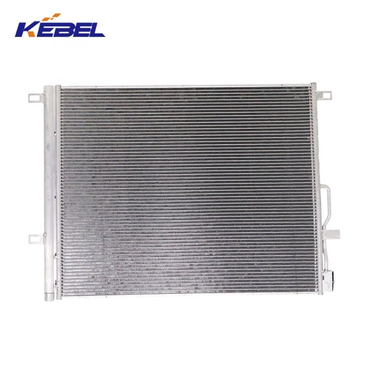 Auto Body Parts air Conditioning Condenser OEM 84725047 Car Condenser for Chevrolet Traverse 2021