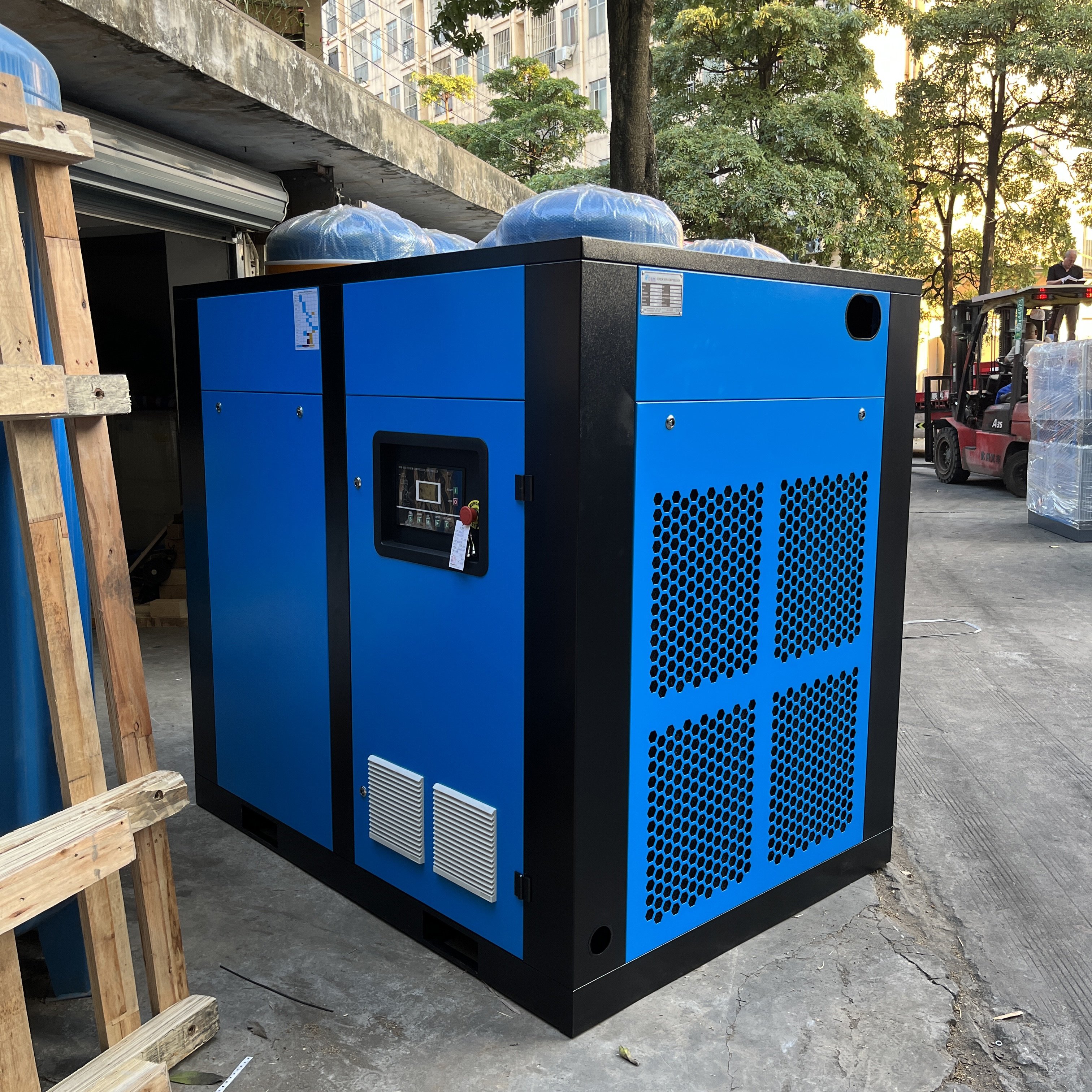 ZA-100 75KW 100HP Screw air Compressor Machine 380v415v220v 8bar Silent air Compressor