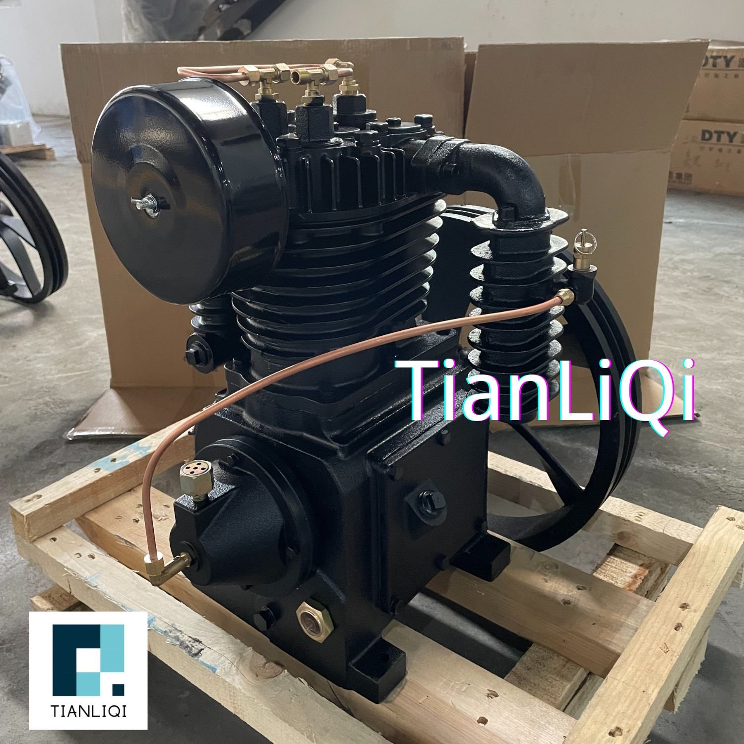 High Quality Model 1105T Two Stage Piston Air Compressors Pump 5.5HP 4KW 12.5Bar