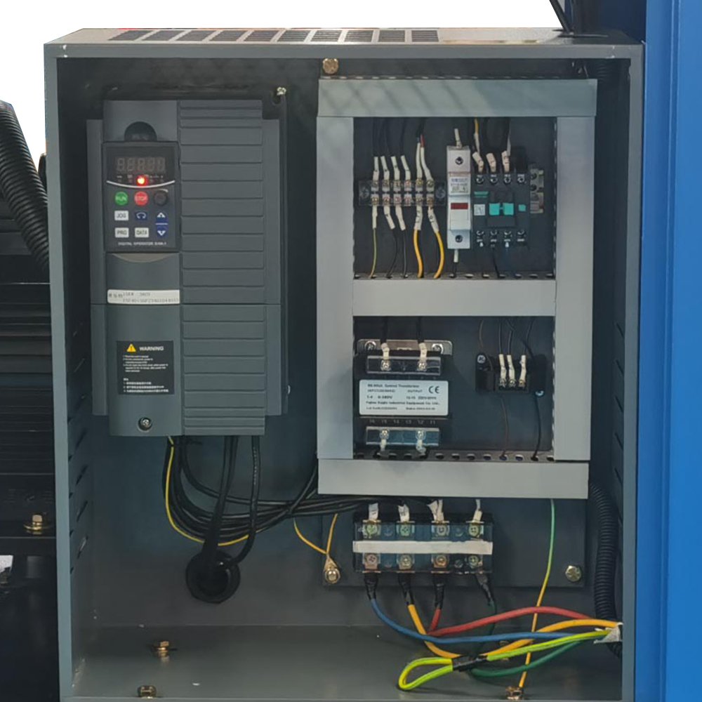 2.2kw 3hp 3-cylinder Belt Piston air Compressor 90 Litre for Painting Cars Portable air Compressor