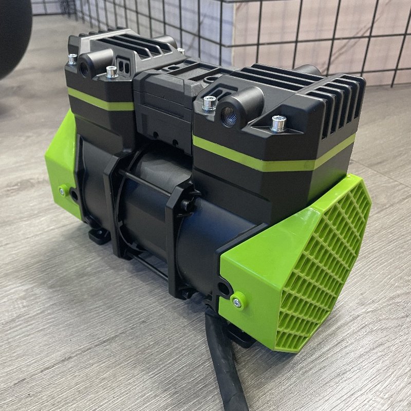 Factory Wholesale Industrial Silent Air Compressor Efficient Machinery Light Weight Air Compressor