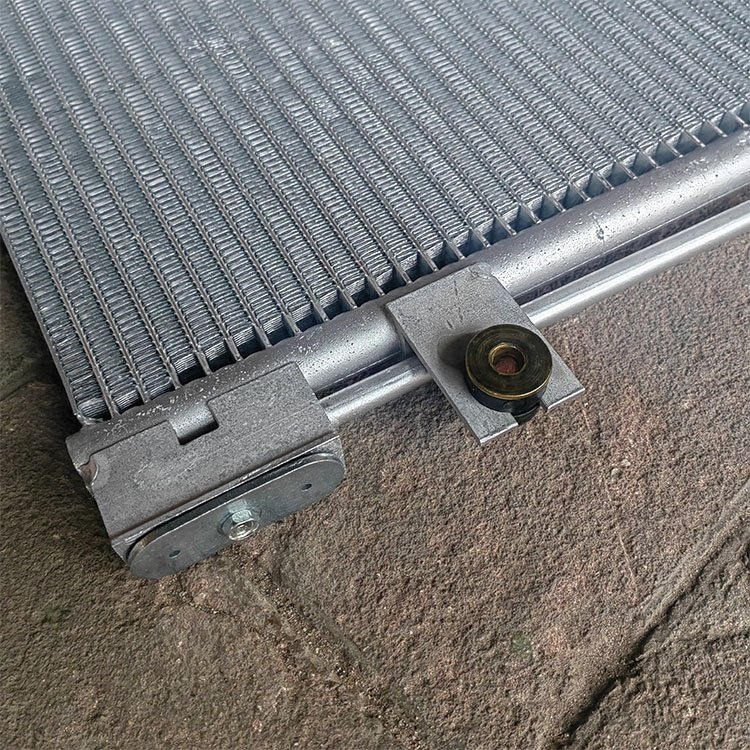 SNSC SITRAK C7H T5G MC11 MC13 HOWO Air Conditioner Radiator 712W61942-0642 Truck Parts Condenser Assembly