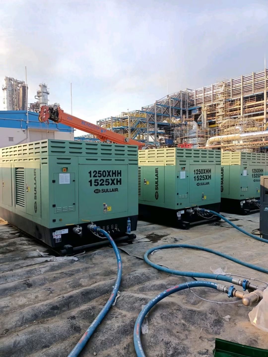SULLAIR 1520 (High Pressure Gas ) Diesel Engine Mobile Screw air Compressor 1520cfm 43.2m³min 150-350psig 10-24bar