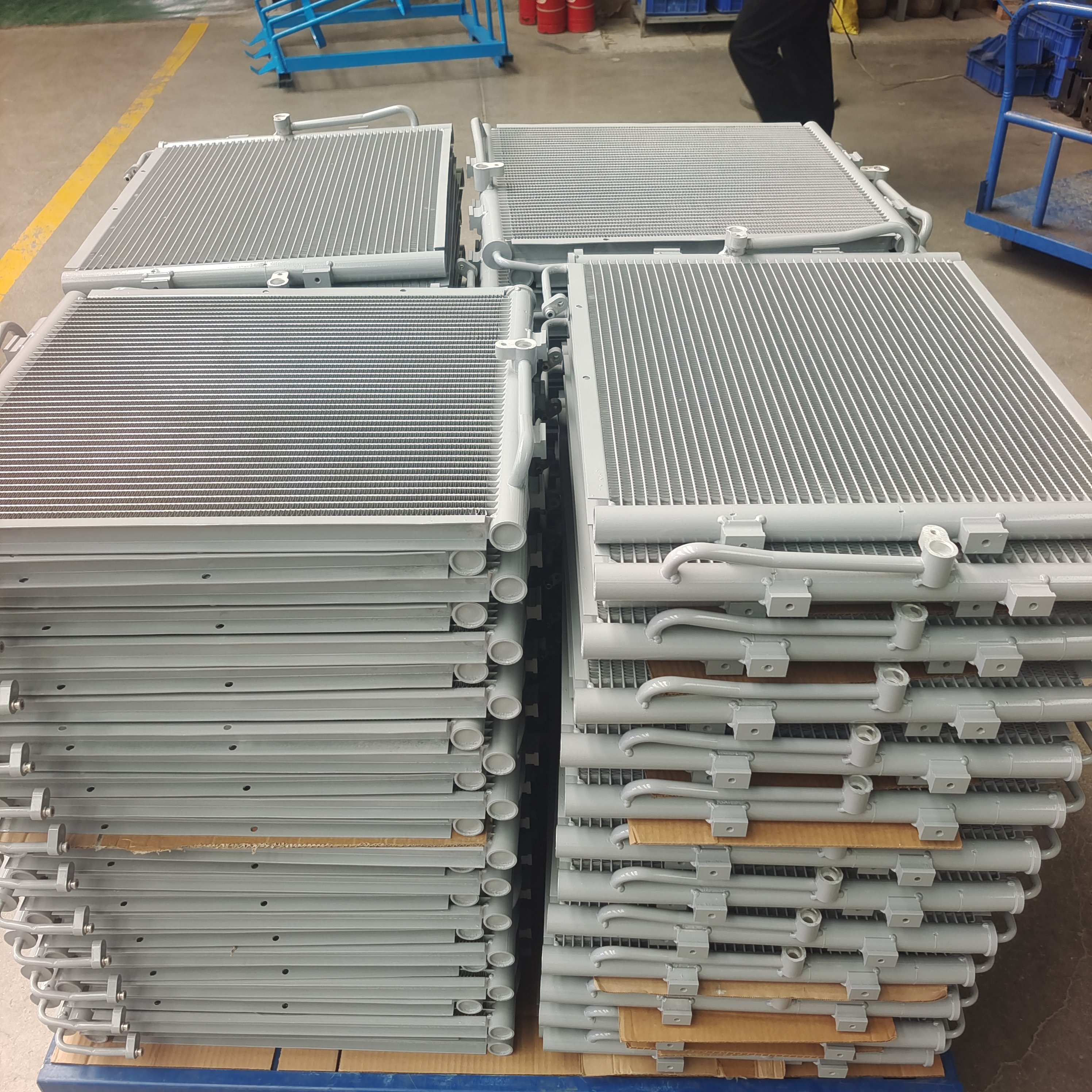 2024 New Design Auto air Conditioner Condenser for toyota Hyunda
