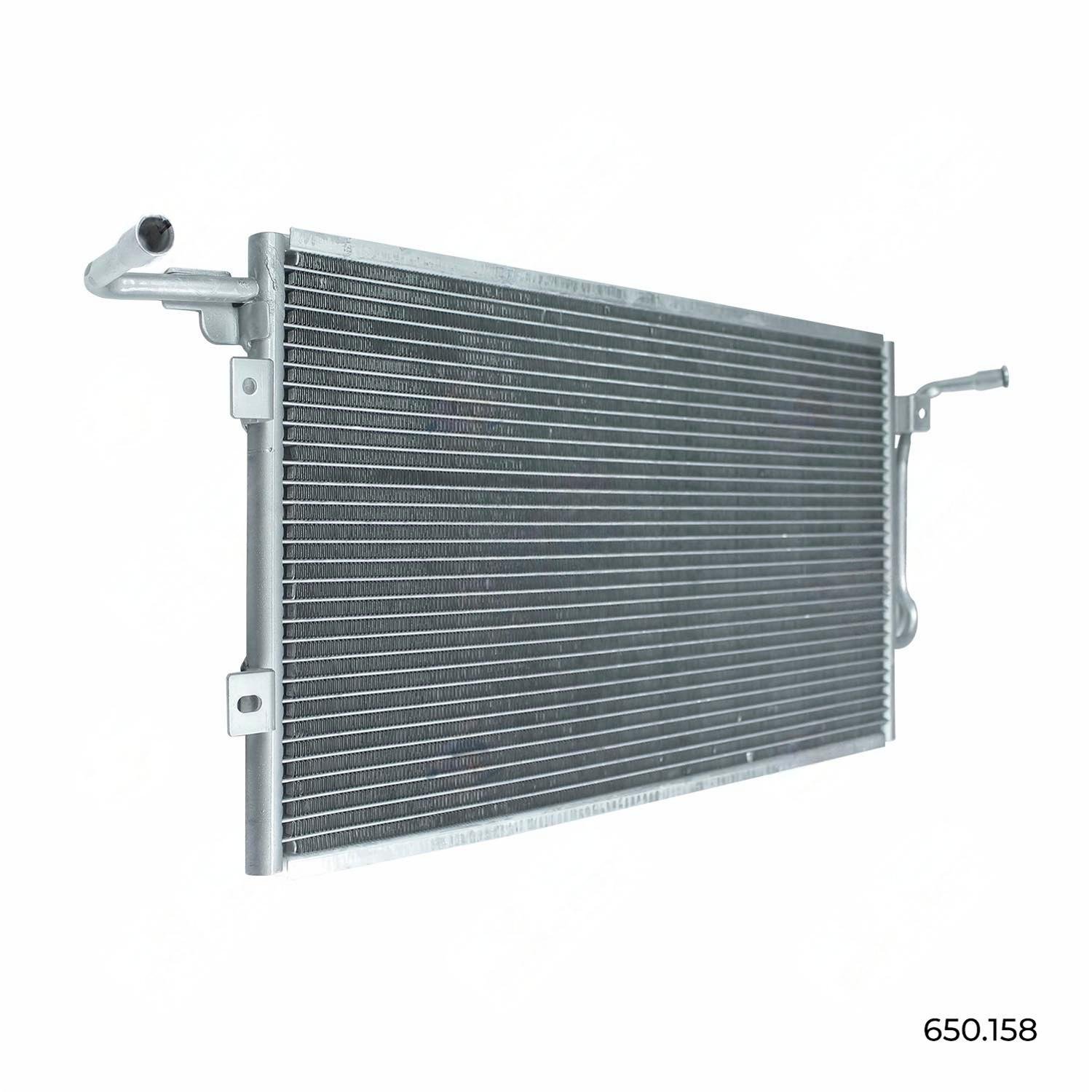 Factory Price LT220 Auto Parts Auto A/C Parts Condenser for Ford Ecosport 03/Fiesta Amazon Pacam 1.6 02