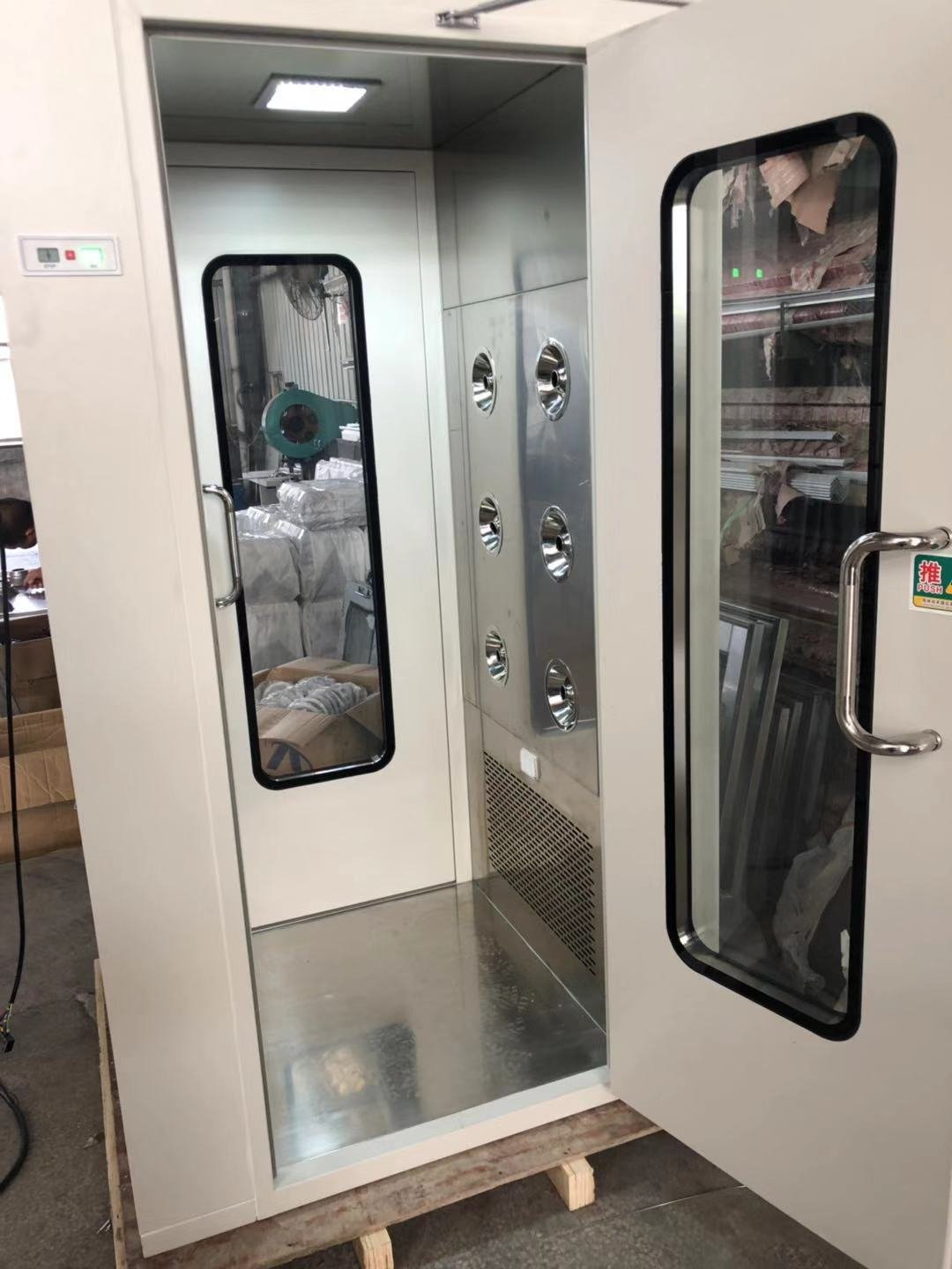 GMP ISO CE Certificated Personal Air Shower for Food and Electronic Industry