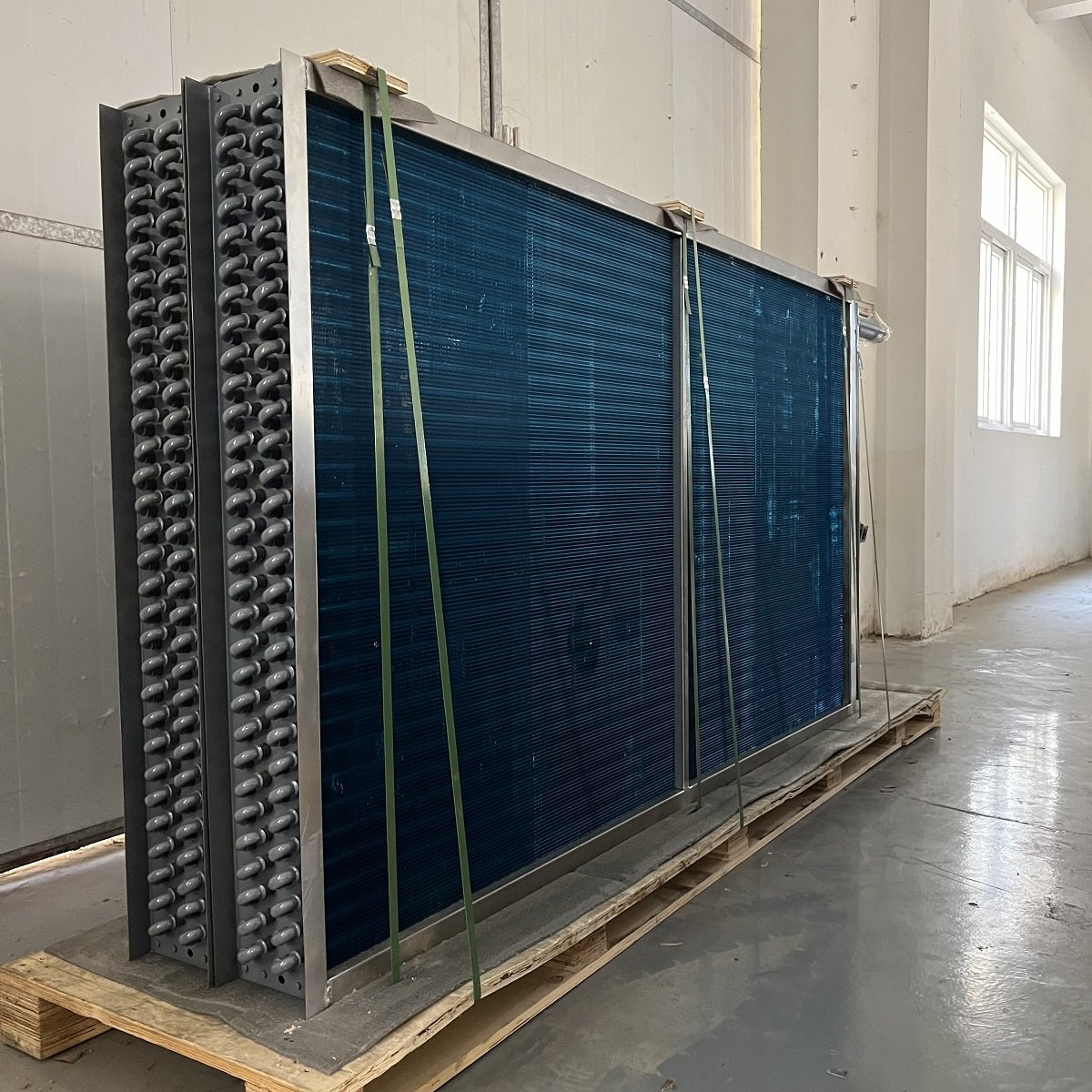 Customized fan coil units, water-cooled air conditioners, cooling coils, and aluminum fin condensers.