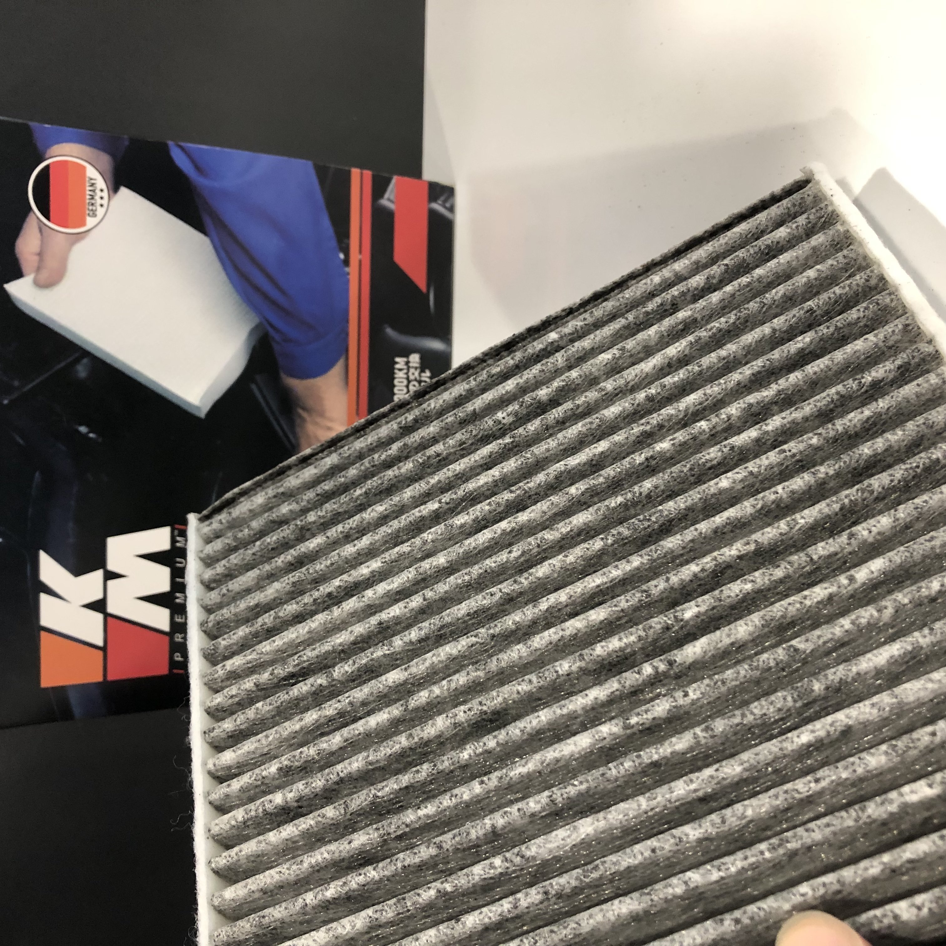 KM Auto Parts China Factory Engine Parts High Cabin Flow Car Cabin Filter OE 87139-30040 Fit for LEXUS TOYOTA (FAW)