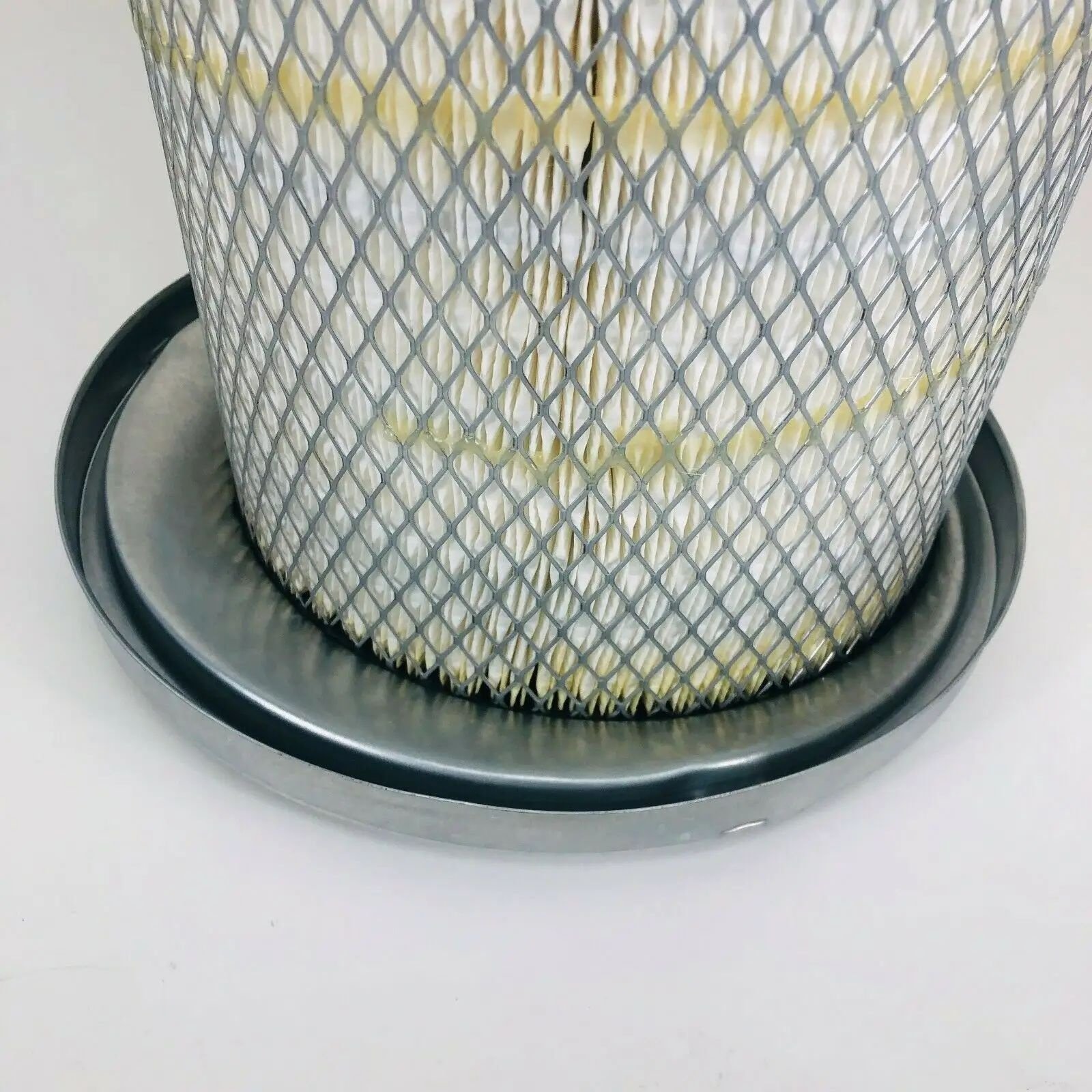 Cross-Border New Diesel Engine Truck Air Filter Model P150695 AF1968 25042054 57 MD42M