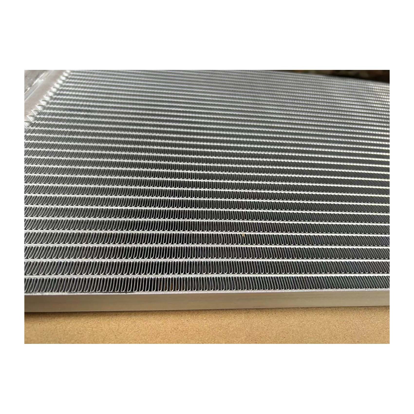 22768927 Air Conditioner Condenser for VOL Heavy Truck