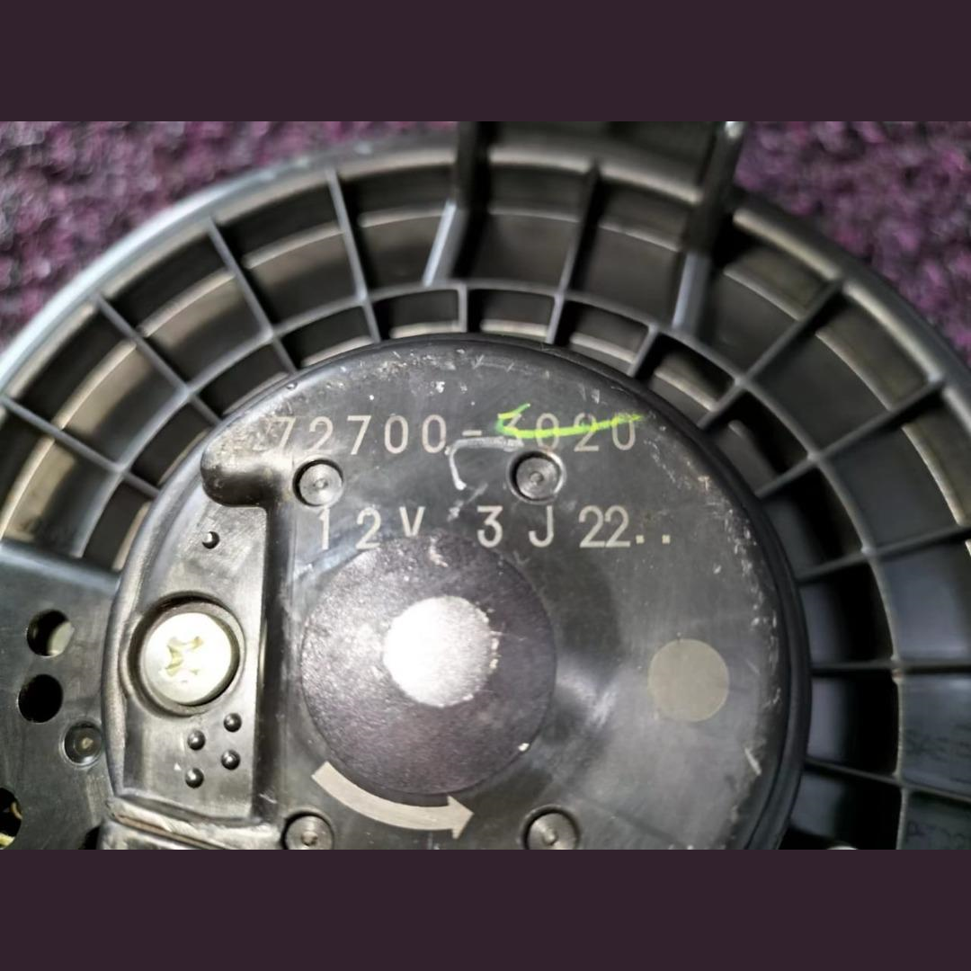 Hot Sale Auto Parts Air Conditioning System Blower Motor for Toyota BB QNC21 272700-3020 2727003020