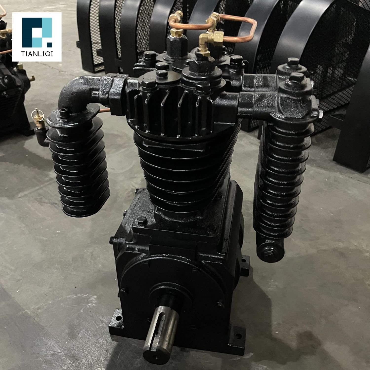 High Quality 5.5HP DaFeng Style Two-stage Compressor Pump Base Mounted Air Compressor for Export
