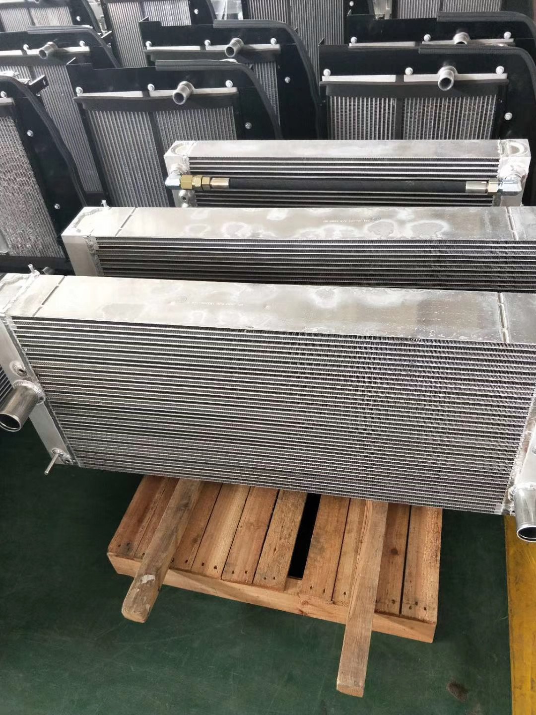 Atlas Compressor Heat Exchanger Air Radiator 1092002966 1623063308 Oil Cooler in Store
