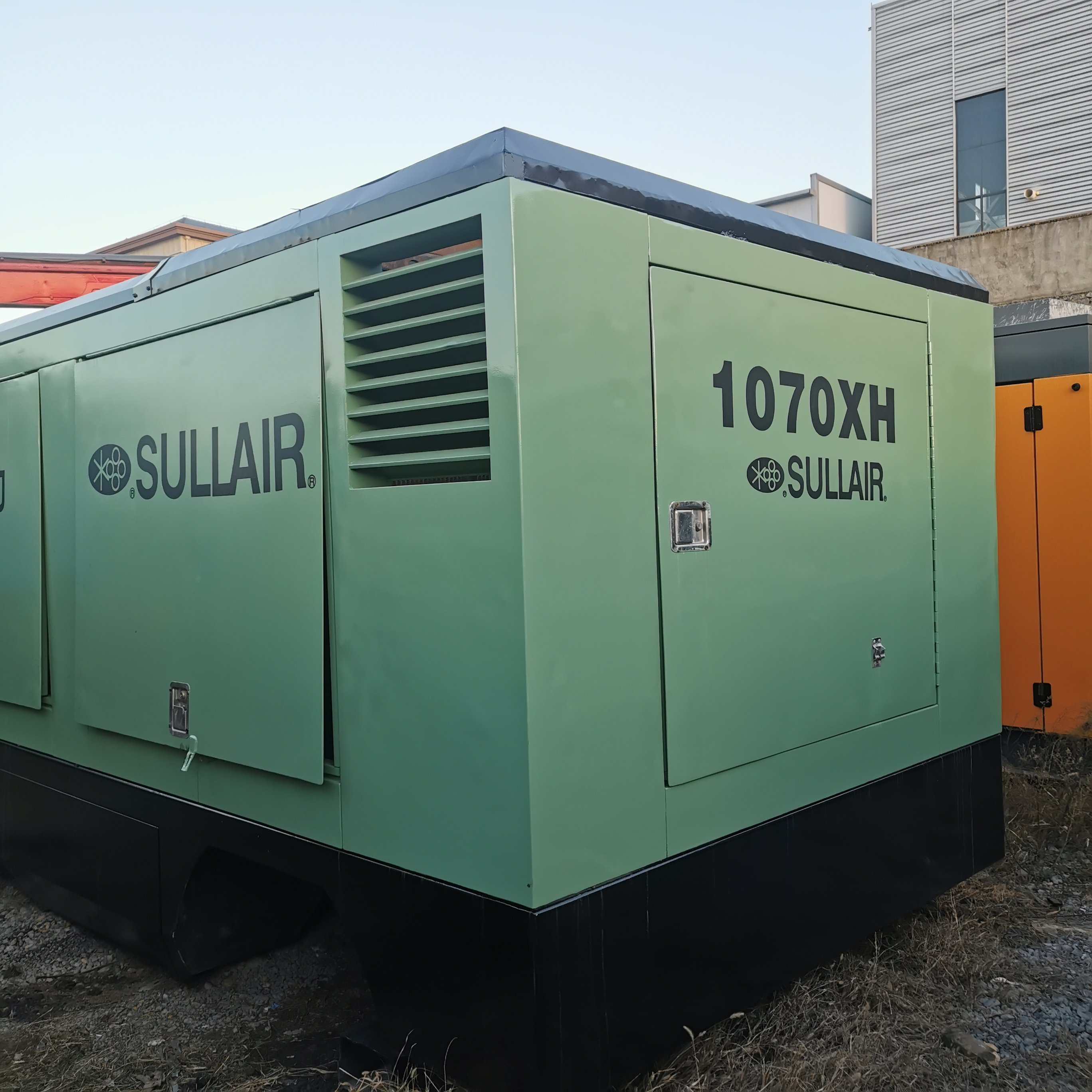 ABT399 Sullair 1400SRH CAT18 Engine Low Fuel Consumption Suitable for Large-diameter Water Wells Second-hand air Compressor