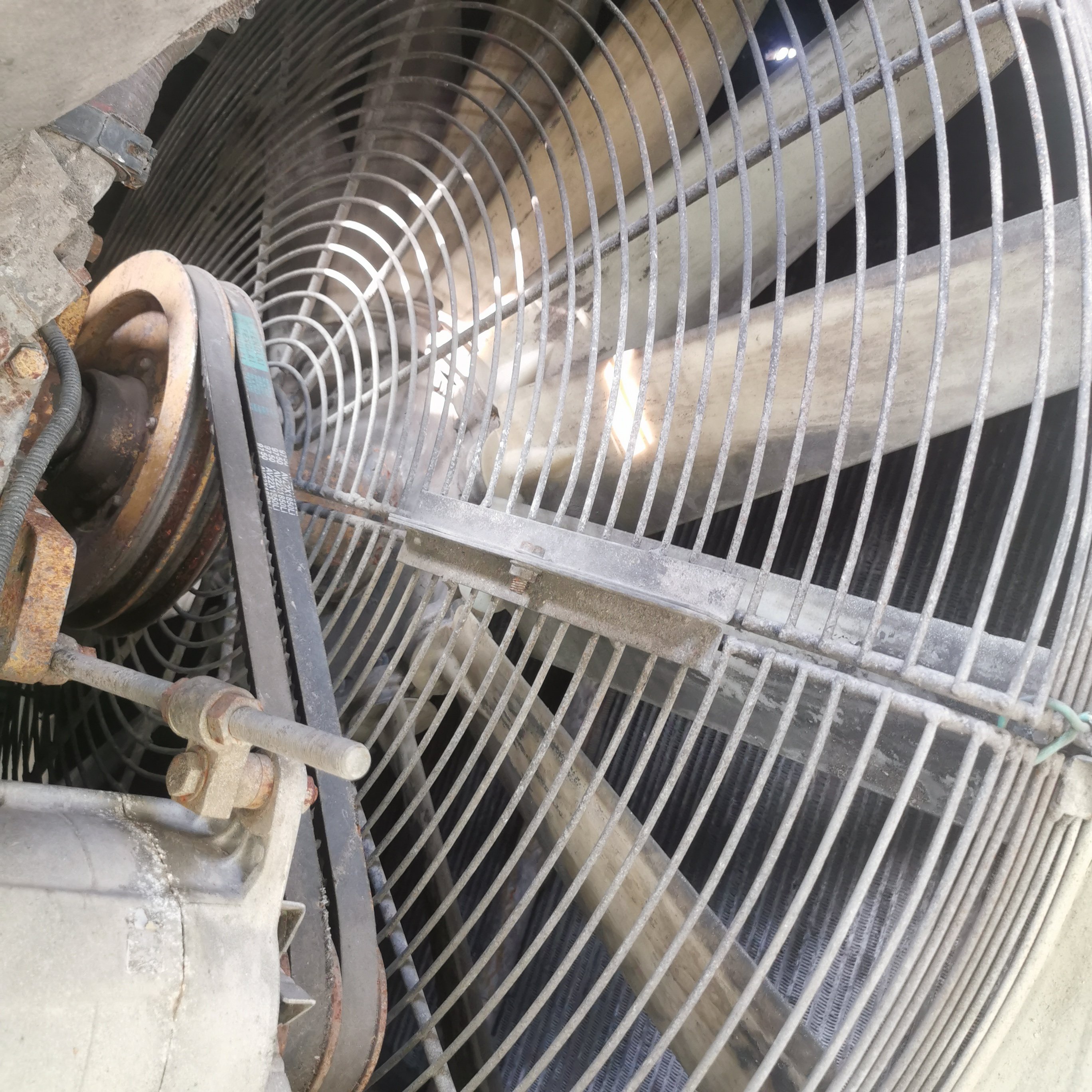 Used Air Compressor Ingersoll Rand 750 CAT Diesel Engine 21 bar 750 Cfm 21 M3/min Portable Second Hand Air Compressor