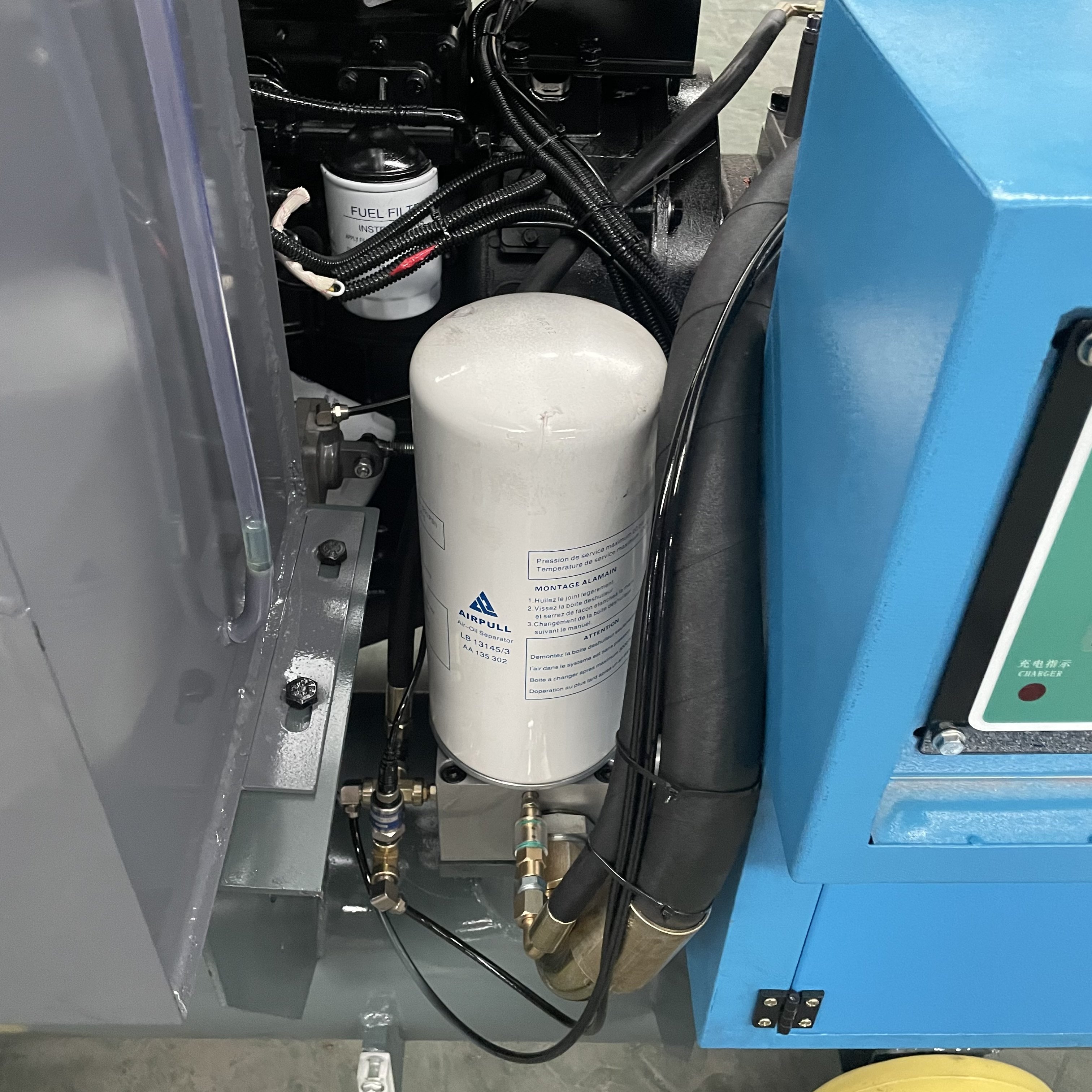Cheapest 7 bar 185 Cfm 200cfm Mine Used Portable Diesel Engine 8 bar Screw Stationary Air Compressor Without Cover