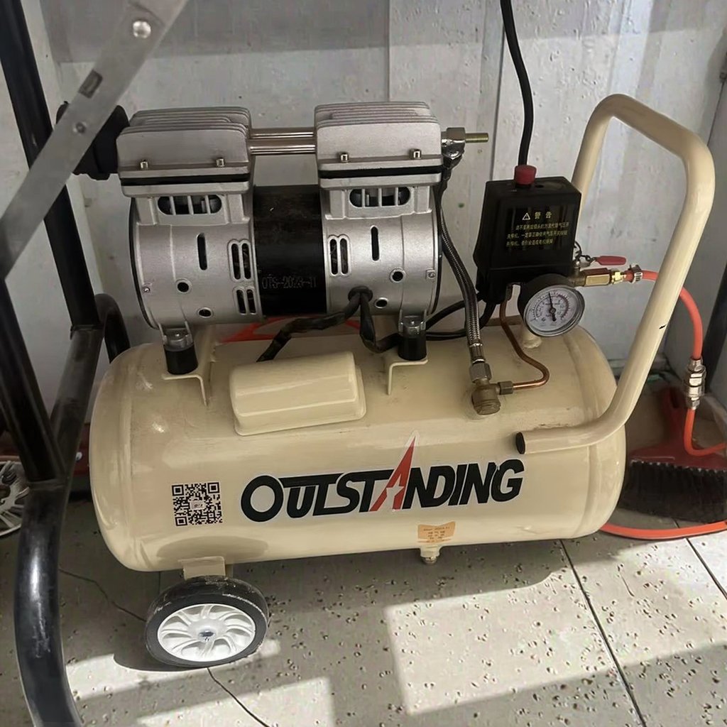 OTS-550 550W Silent Industrial Compressor Piston Oil-Free 220V/50Hz 30L