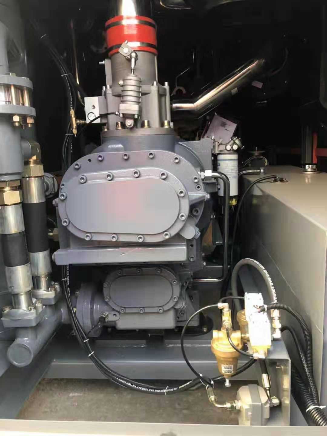 Diesel Engine Screw air Compressor with Wheels diesel Engine air Compressor