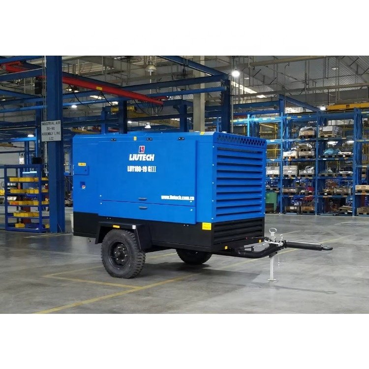 LUY215-23 760CFM Made in China Towable Screw air Compressor for Water Well Drilling Machine in Construction with Hole Drilling