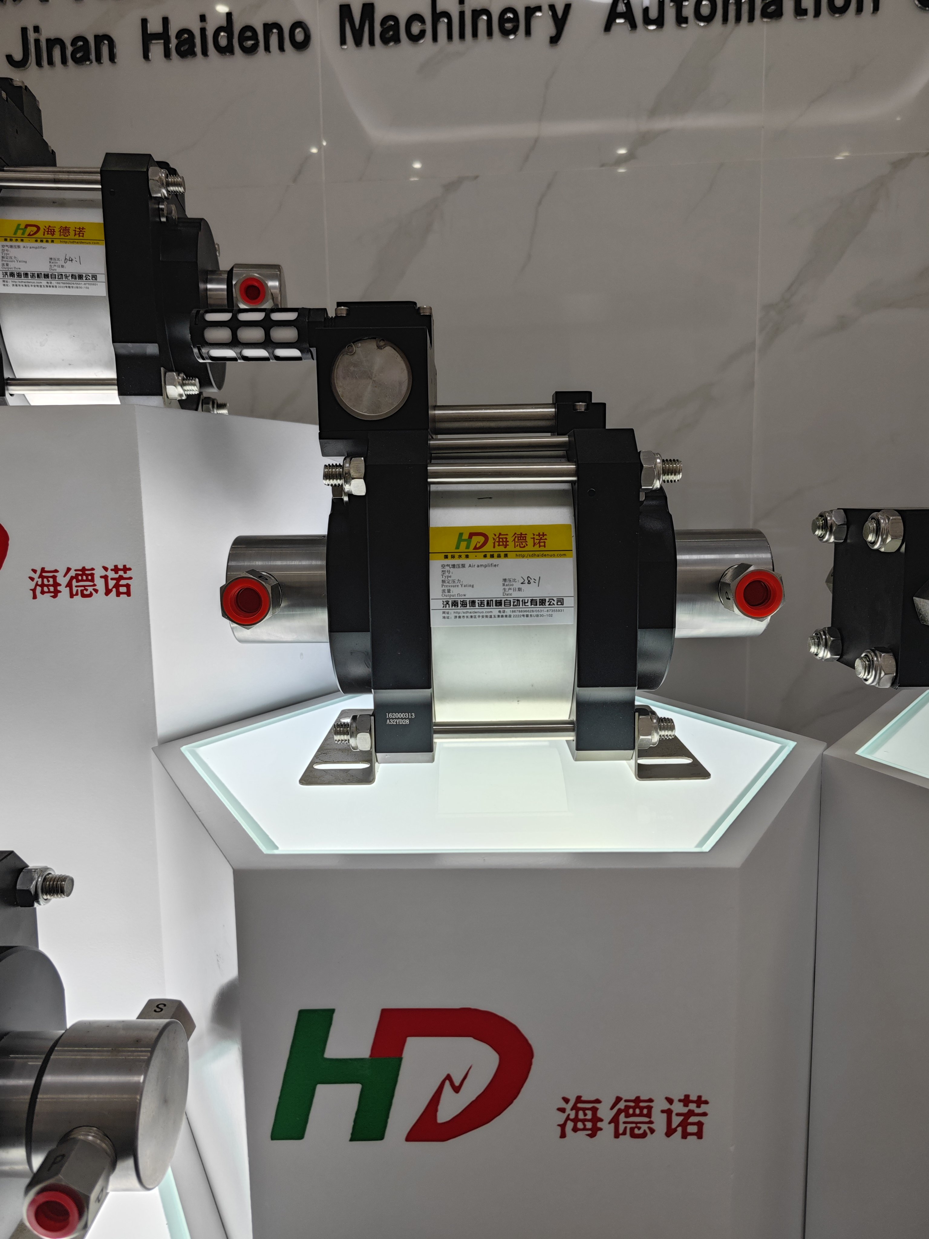 Gas-Liquid Booster Pump Compressed Air Power Reciprocating Pump Compressed Air, Bottled Nitrogen Drive