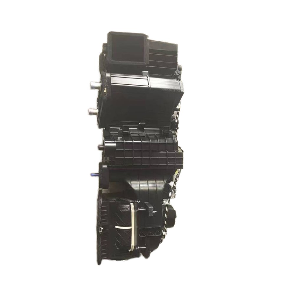 Dongfeng Tianlong Electric 8110010-C3100 Flagship Cab Air Conditioning Assembly with 12V Voltage