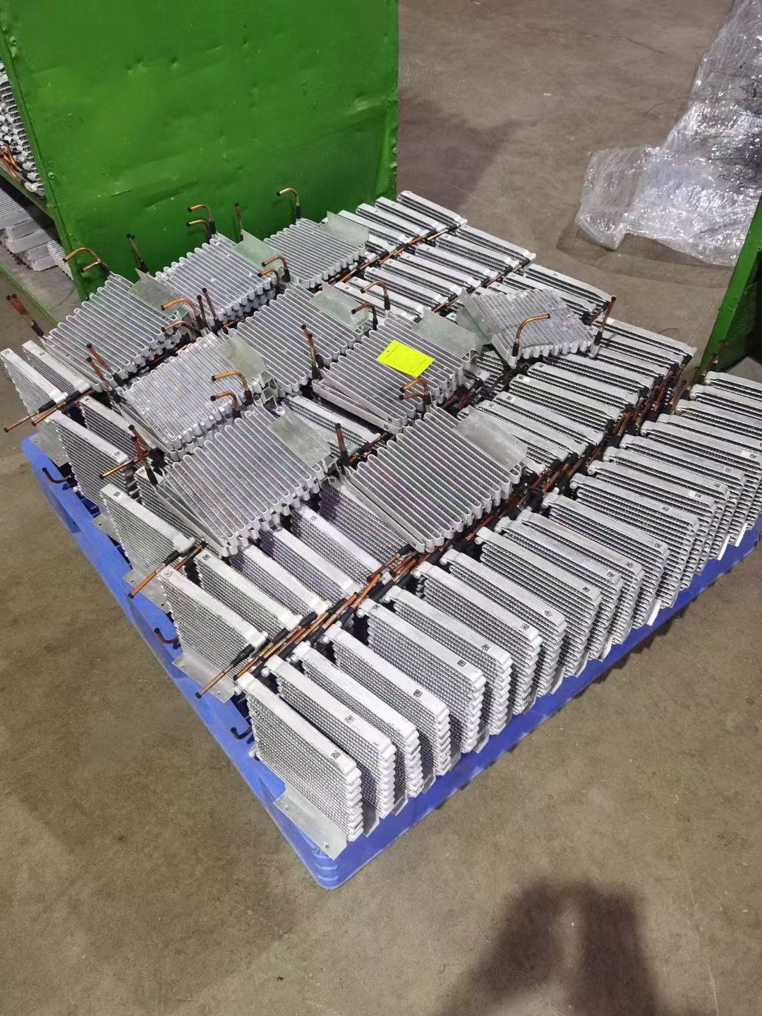 Serpentine MicroChannel Condenser Micro Channel Evaporator Refrigerator Serpentine Micro Condenser