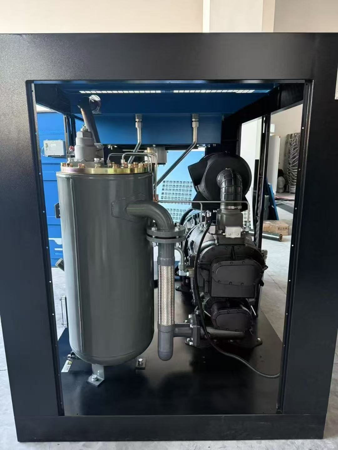 55kw Air Compressor with 110kw Power 45kw Motor 37kw Power 7bar Pressure & Air Cooling Control Engine & Bearing Core Components