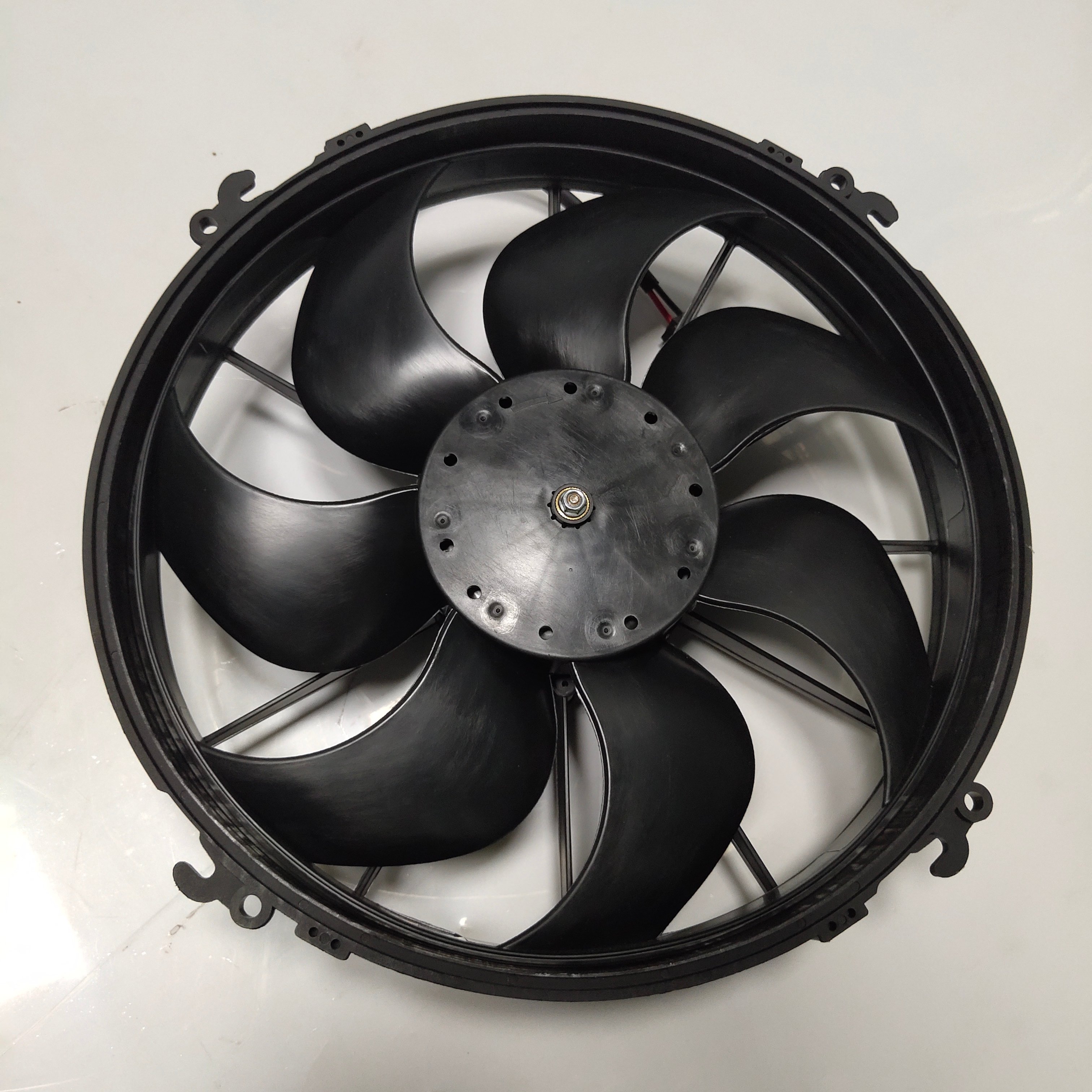 Isuz Truck Parts Fan Blade Fan Motor 24V air Condensers