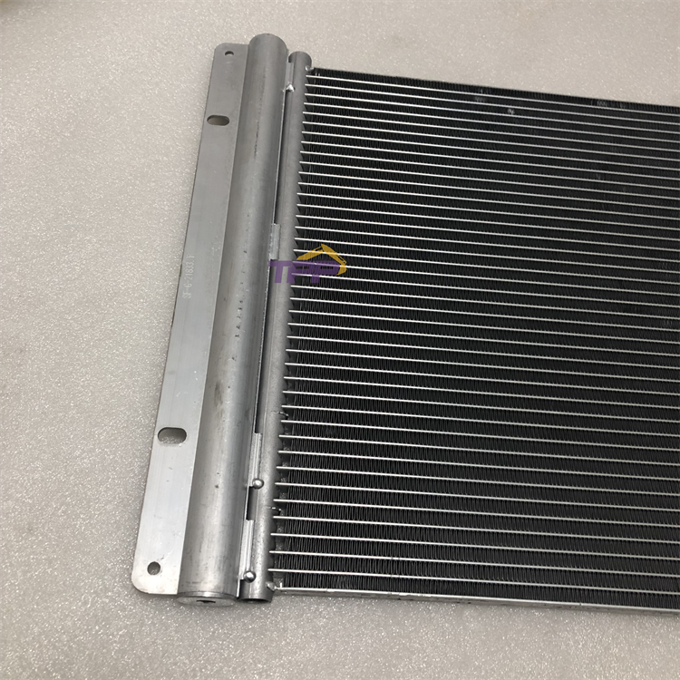 Truck Spare Parts WG1664820116 Air Conditioning Condenser for Sinotruk Howo